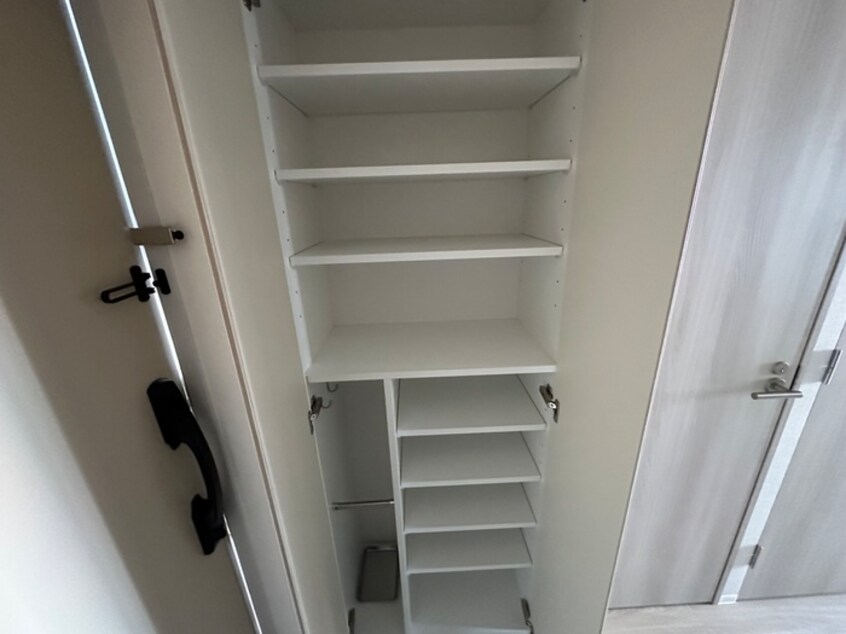 靴箱 ＬｅーＢｅａｒ天王寺東