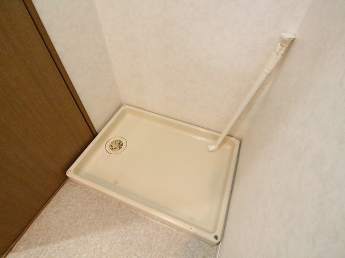 洗濯機置場 ｺｰﾄ和泉府中ｶﾘﾖﾝ２番館(306)