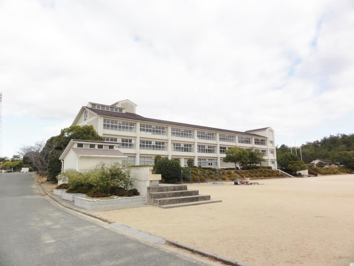 三木市立三木東中学校(中学校/中等教育学校)まで750m ローテローゼ恵比須