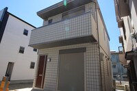 総持寺駅前町戸建貸家