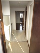 玄関 ジュネス門真