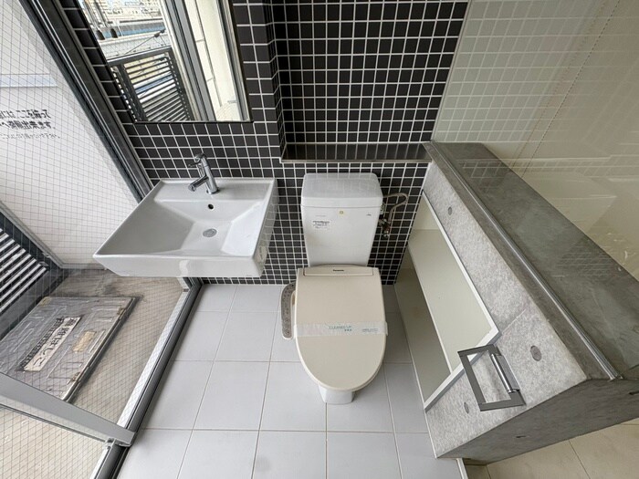 トイレ ラ・ヴェゾン兵庫アルバ－ノ