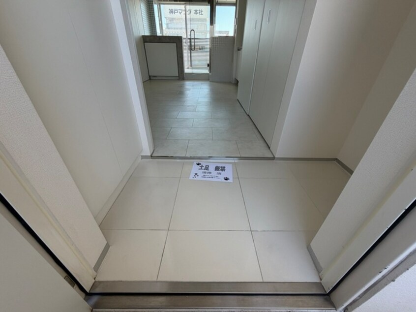 玄関 ラ・ヴェゾン兵庫アルバ－ノ