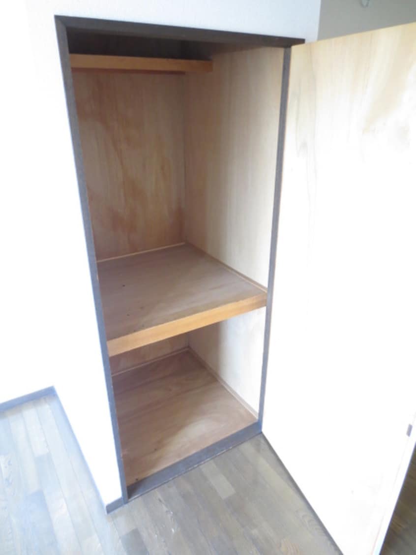 収納 ラフィーネ東山