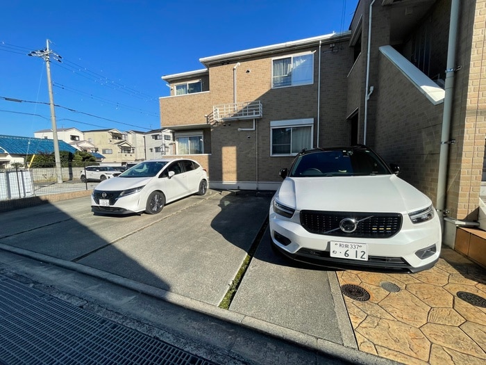 駐車場 フルー リール