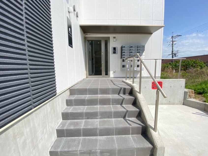 エントランス部分 グランツ東香里園町