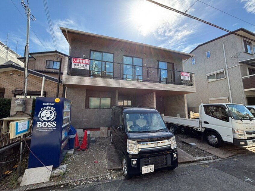 建築中 ＥＭＩＮＡＳ北白川