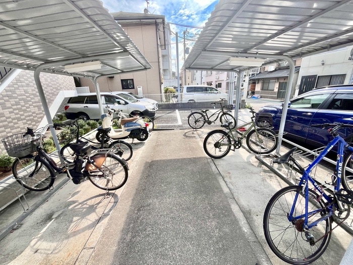 駐輪場 アクア灘