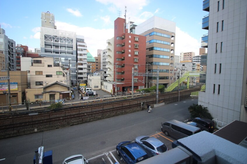 室内からの展望 ﾌﾟﾚｻﾝｽ新大阪ｽﾄﾘｰﾑ(1504)