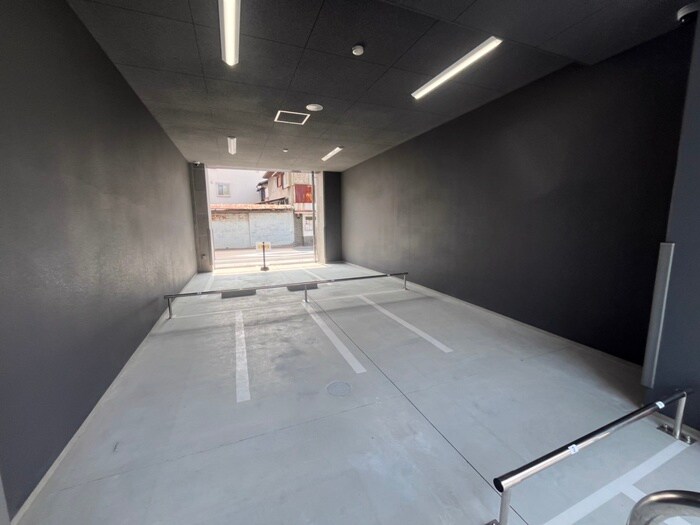 バイク置き場 LA GRACE SENBAYASHI