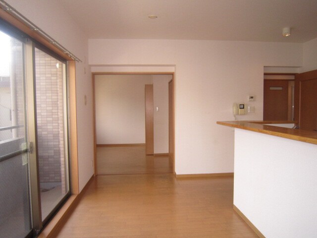 居室 サンヴィエントヒビキ