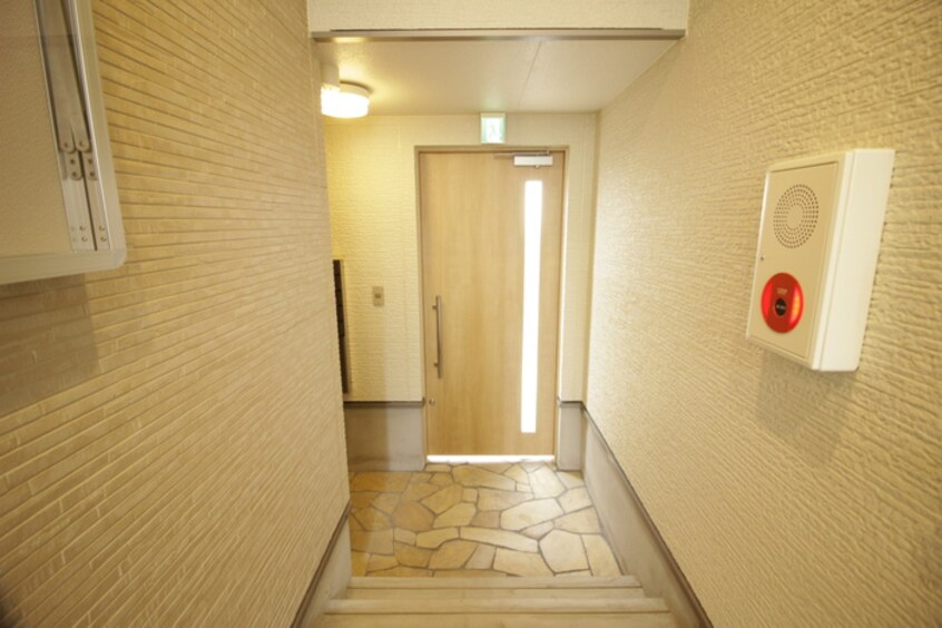 エントランス部分 フジパレス今津中Ⅱ番館