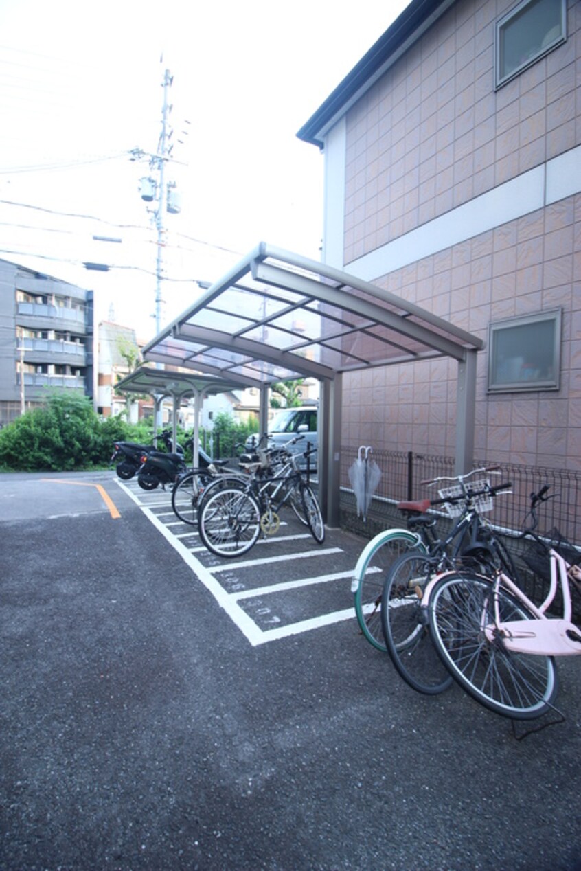 駐輪場 クローバーハイム