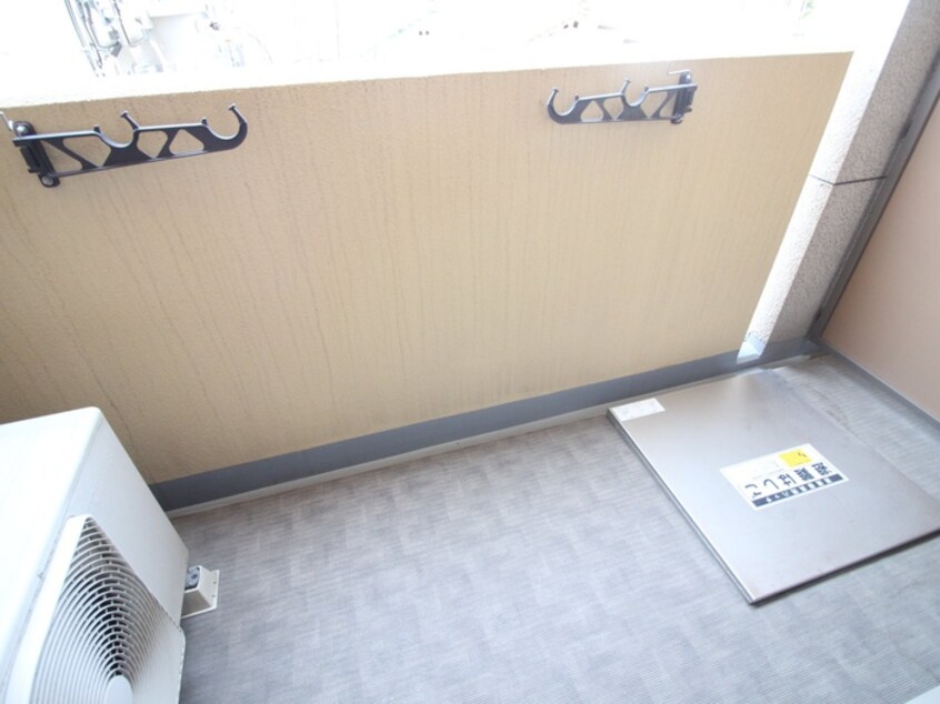 室内からの展望 プレサンス新大阪クレスタ(610)