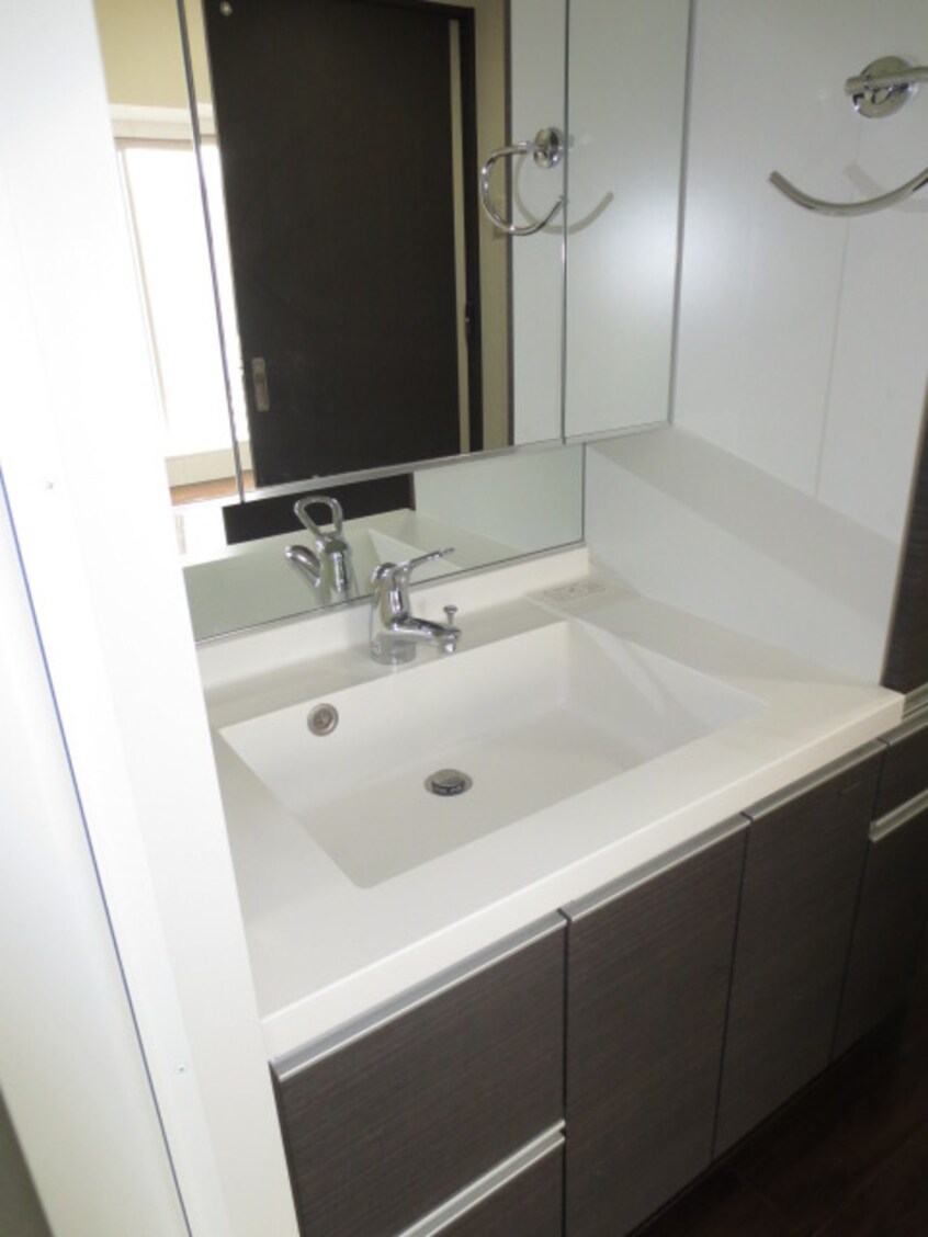 洗面 ｱｽﾃﾘｵ北堀江ｻﾞ･ﾒﾄﾛﾀﾜ-