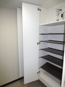 靴箱 ｱｽﾃﾘｵ北堀江ｻﾞ･ﾒﾄﾛﾀﾜ-