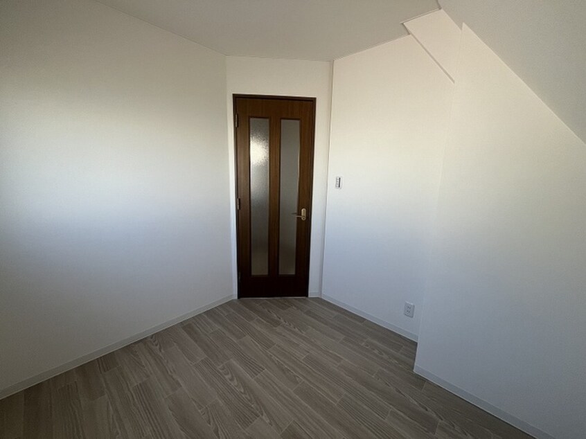 居室 エルベ太子橋