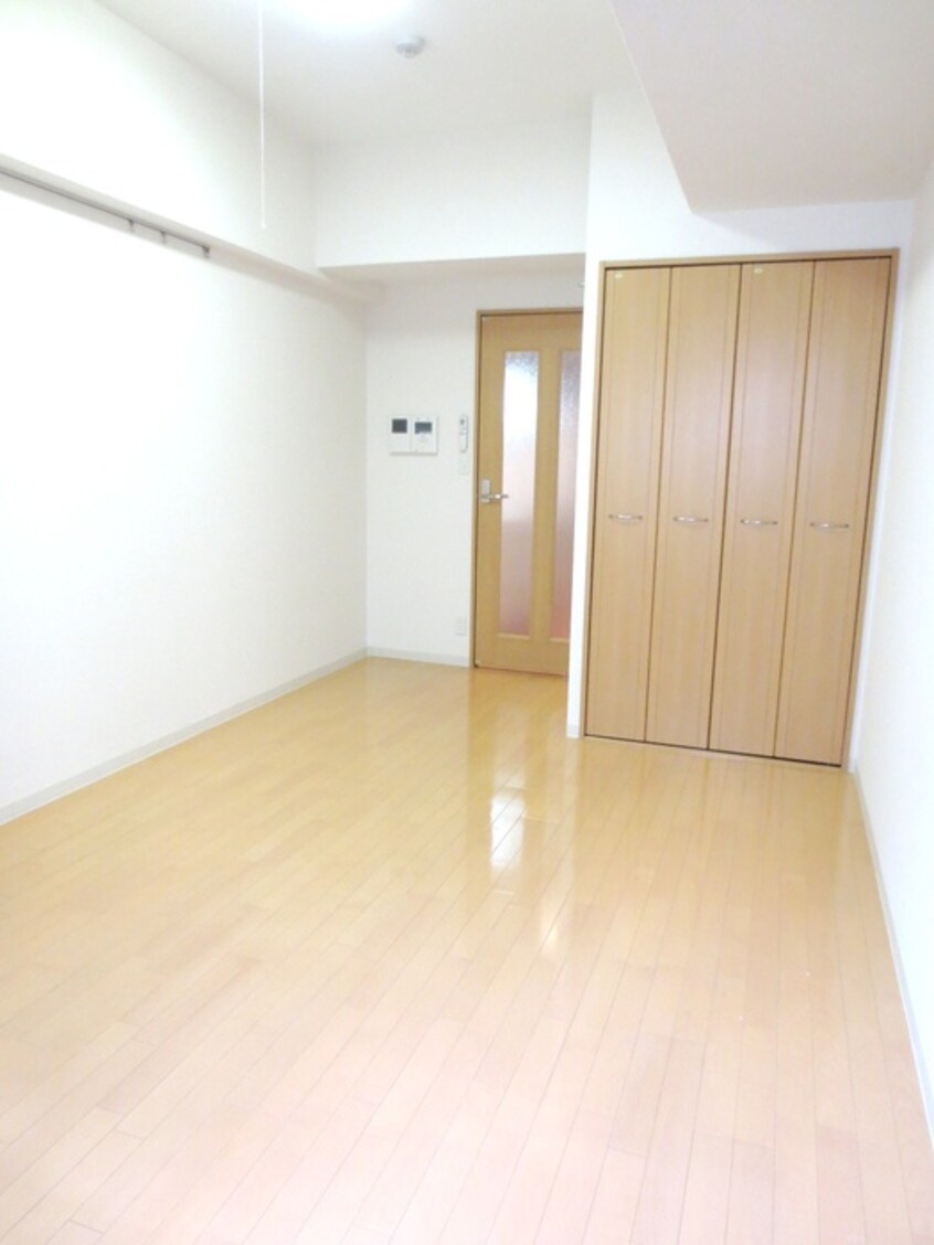 居室 シャルマンフジ阿波座イ－スト