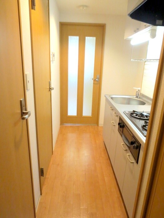 廊下 シャルマンフジ阿波座イ－スト