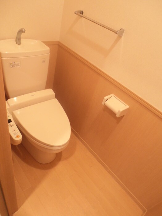 トイレ ルミエ－ル東中振Ａ棟