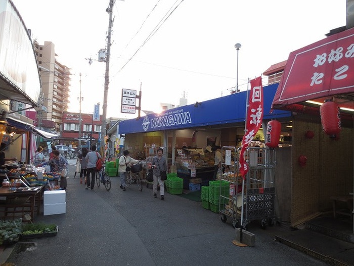 ナカガワ(スーパー)まで830m ルミエ－ル東中振Ａ棟