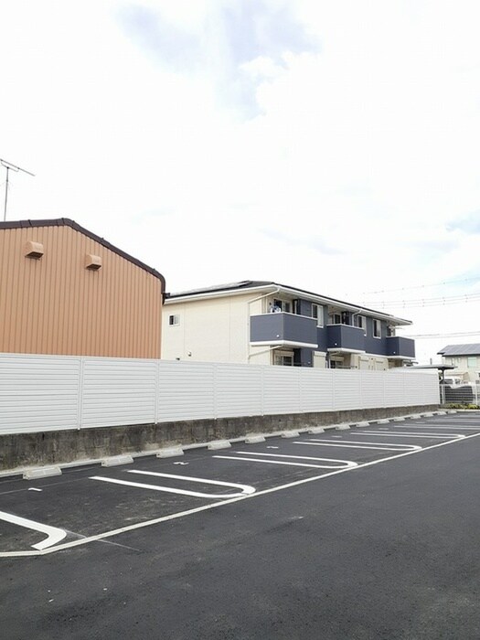 駐車場 モントレゾール