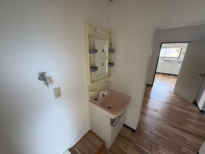 洗面 シャルル香里園（４０１）