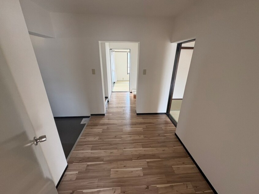 廊下 シャルル香里園（４０１）