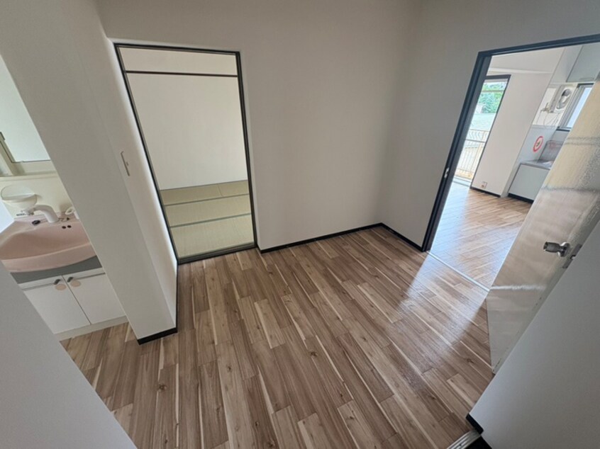 廊下 シャルル香里園（４０１）