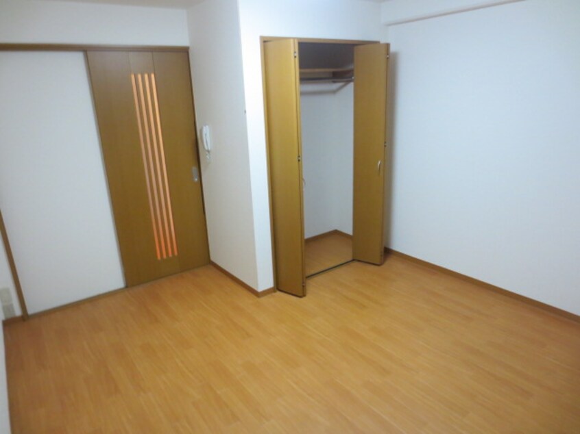 居室 ハイム甲風園