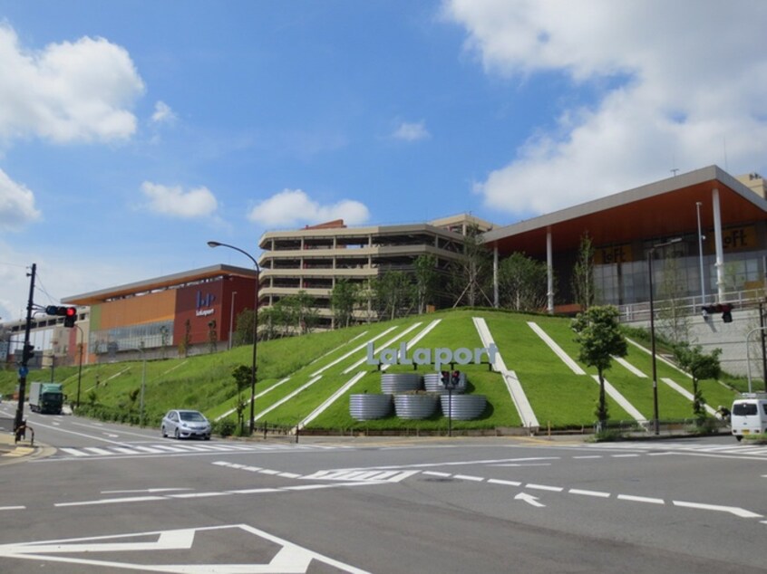 ららぽーと和泉(ショッピングセンター/アウトレットモール)まで7800m マザーグース