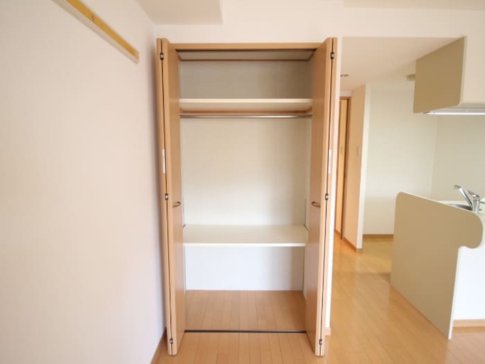 収納 プレサンス京大東（２０１）