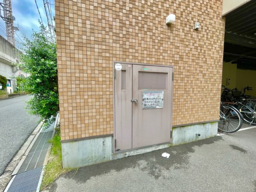 建物設備 シャンブル萱島