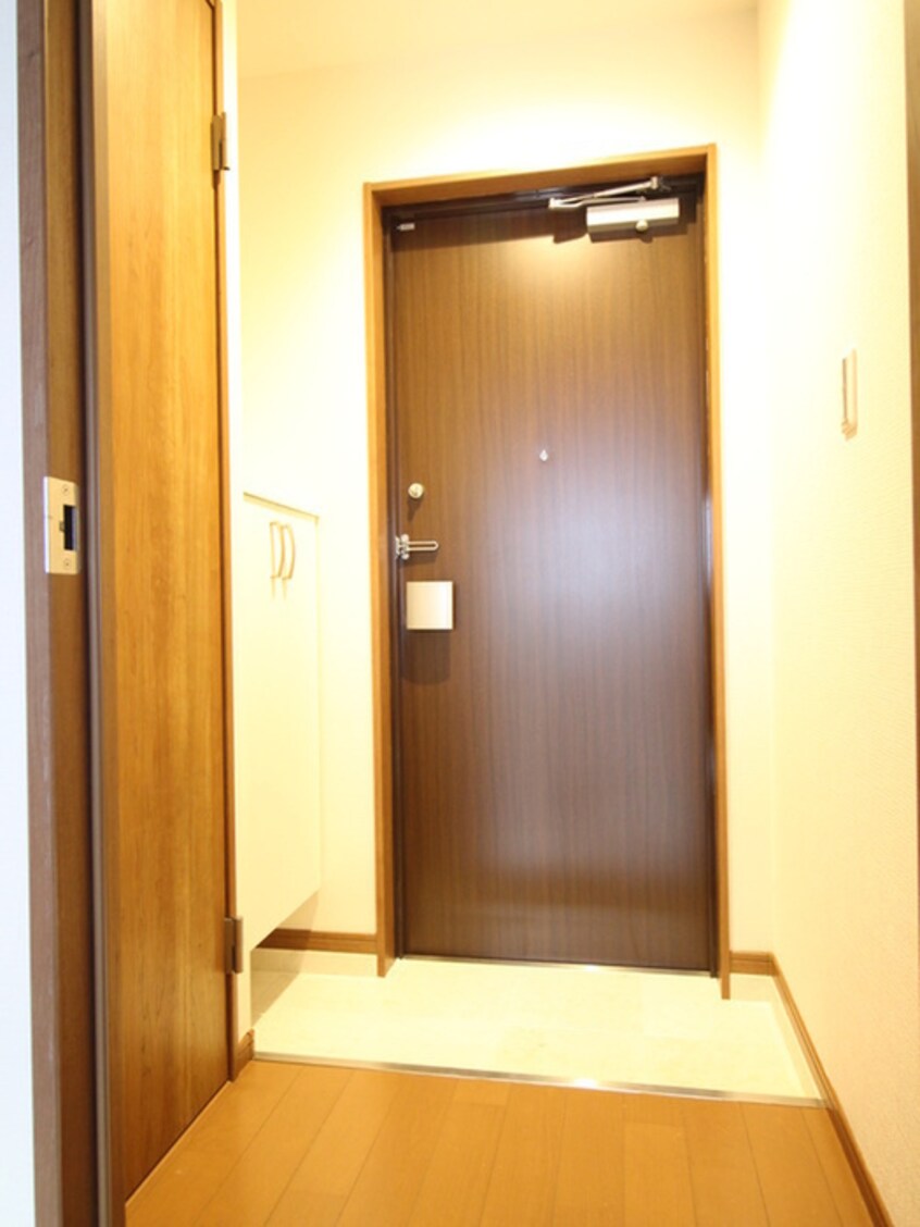 玄関 シャンブル萱島