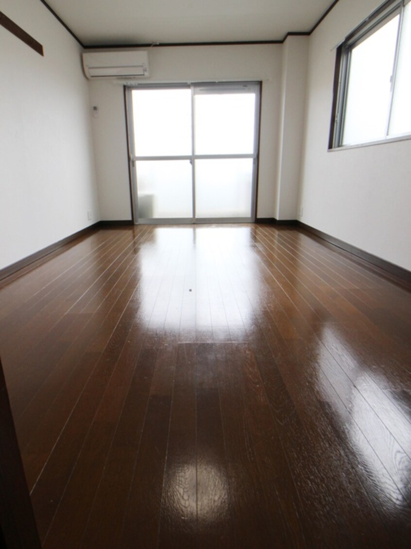 居室 マンション・レ・アベニア