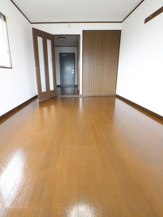 居室 マンション・レ・アベニア