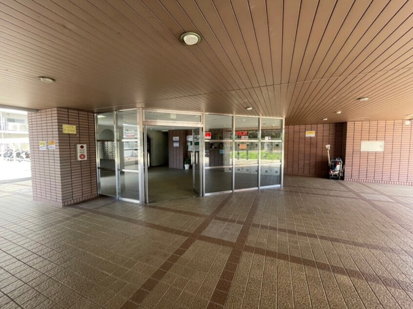 エントランス部分 プレスト・コ－ト壱番館