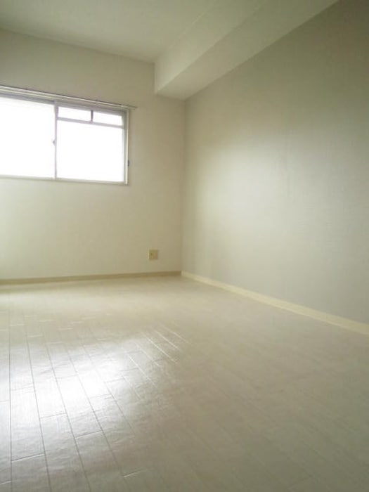 居室 フラッツ藤井