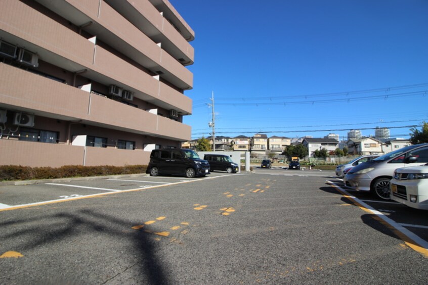 駐車場 グランガ－デン