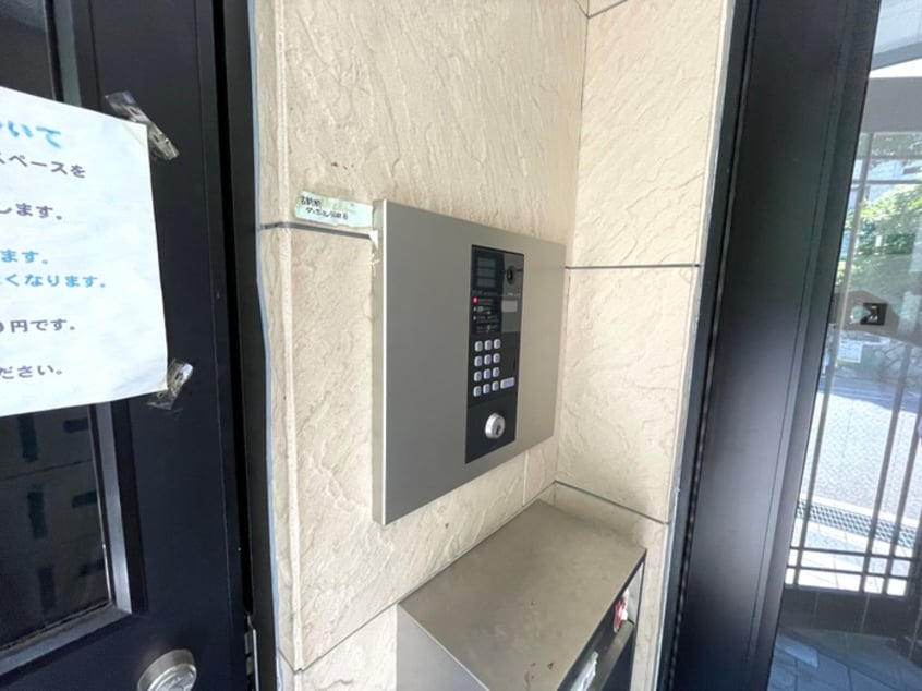 エントランス部分 アテリアコンチェルト