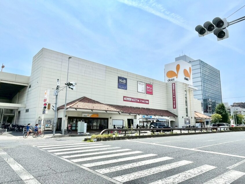 ダイエー(スーパー)まで1300m アテリアコンチェルト