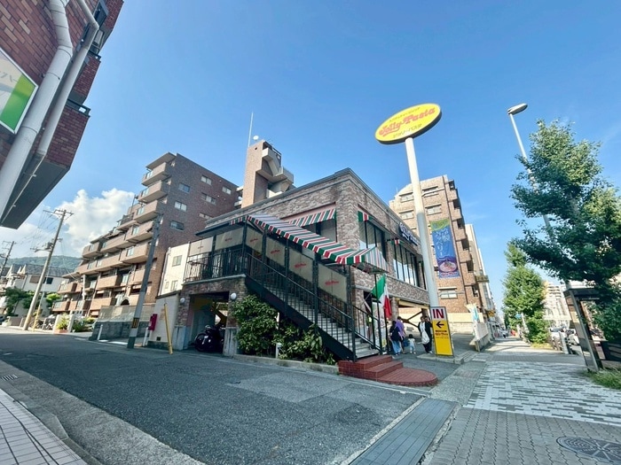 ジョリパスタ(その他飲食（ファミレスなど）)まで266m アテリアコンチェルト