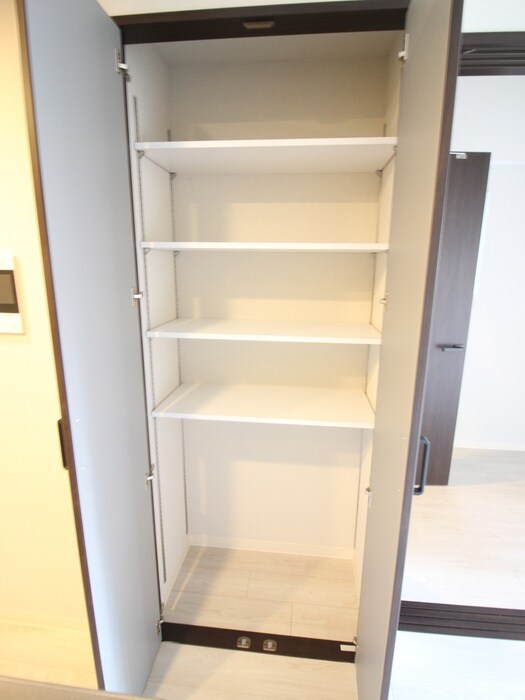 収納 サムティ京橋Clear