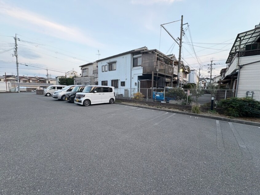駐車場 ジュネス　リアン