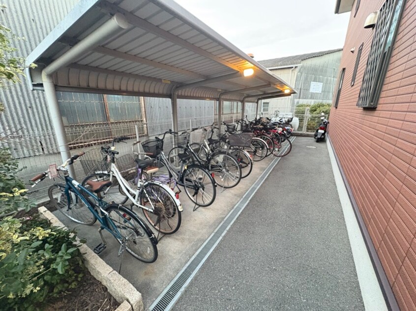 駐輪場 ジュネス　リアン