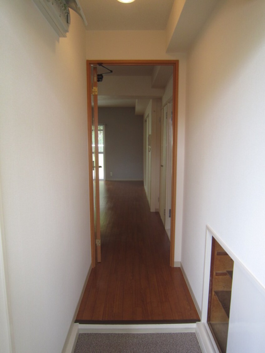 廊下 クローバー・メゾン千里山