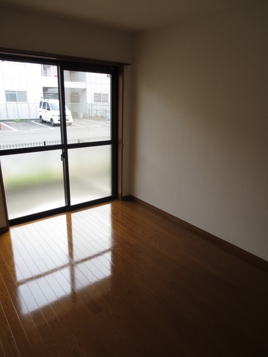 居室 ＥＤＥＮ　ＣＯＵＲＴ