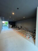 駐輪場 リベルタ元町通
