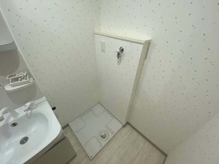 洗濯機置場 シャルム・堺