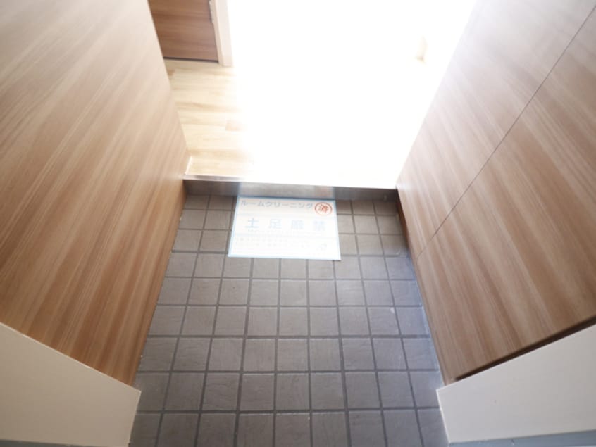 玄関 ワコ－レ下沢